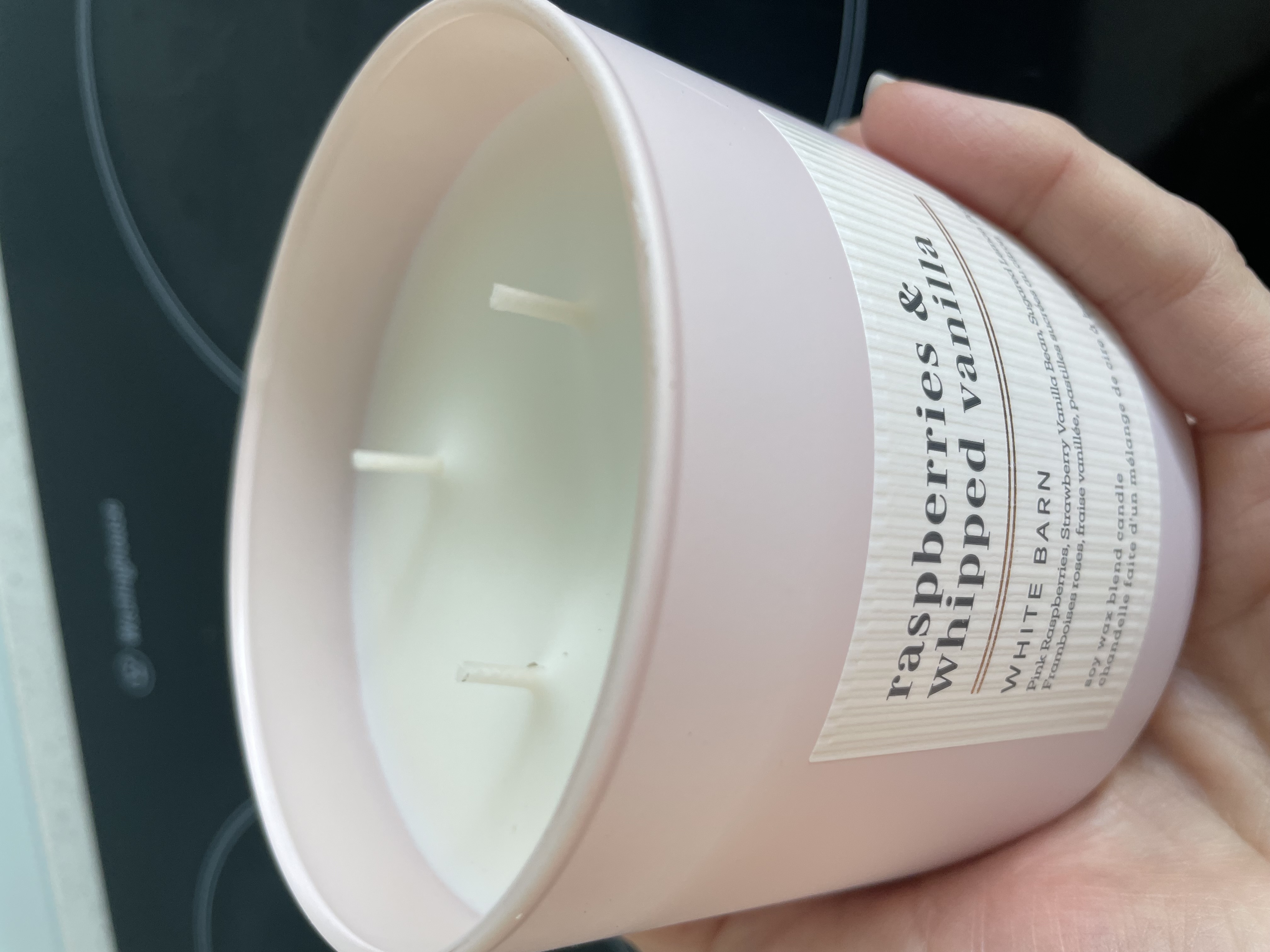 https://d3f8vdj1myj9bw.cloudfront.net/production/rating-and-review/bath_and_body_works/bbw-aus/28025411/28025411/review-images/9165edee-fb26-458a-8158-b7a6c2809b54.jpeg