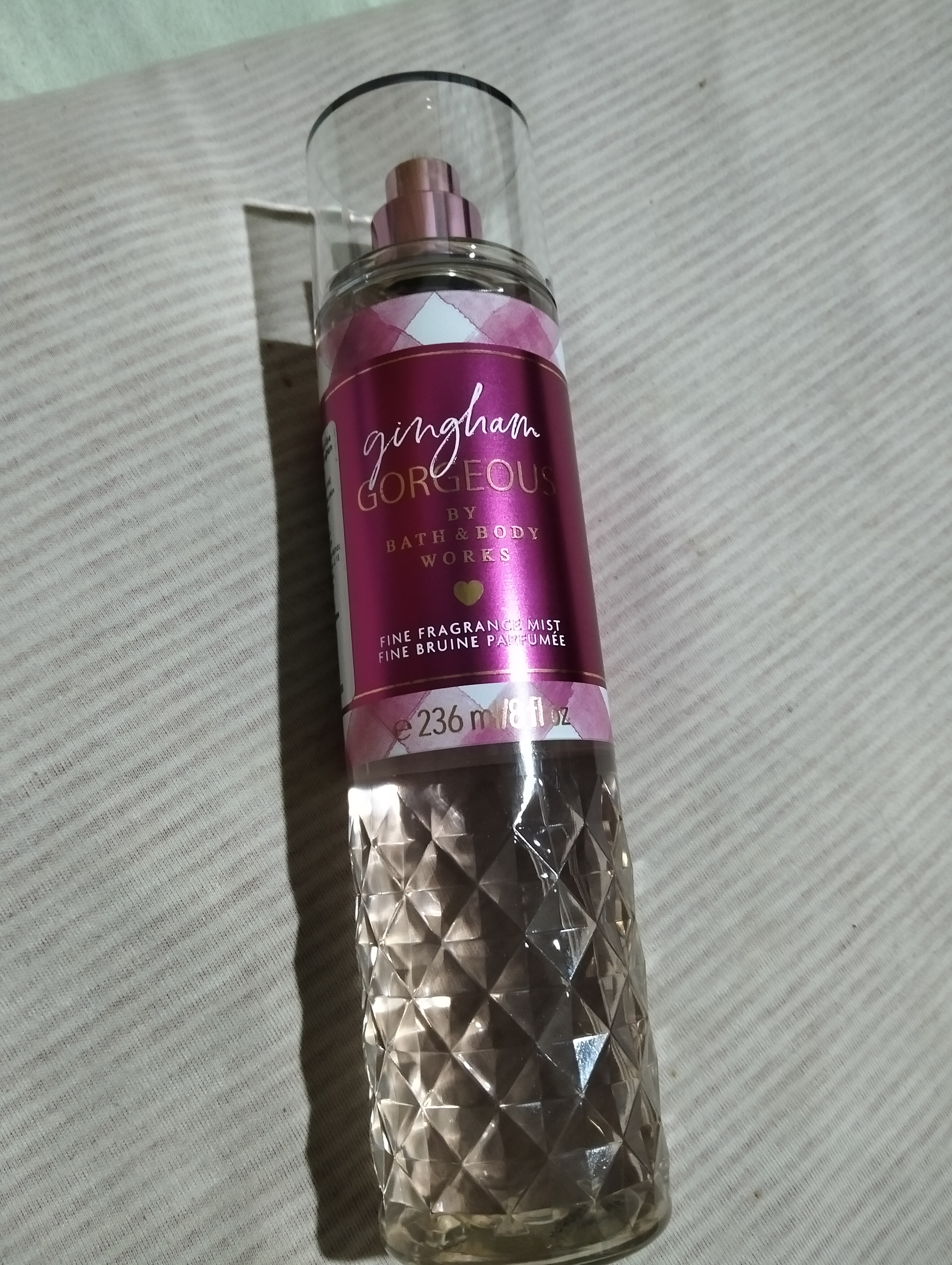 https://d3f8vdj1myj9bw.cloudfront.net/production/rating-and-review/bath_and_body_works/bbw-id/28003516/28003516/review-images/73184d37-7605-4463-891b-448d6aaa34ba.jpeg