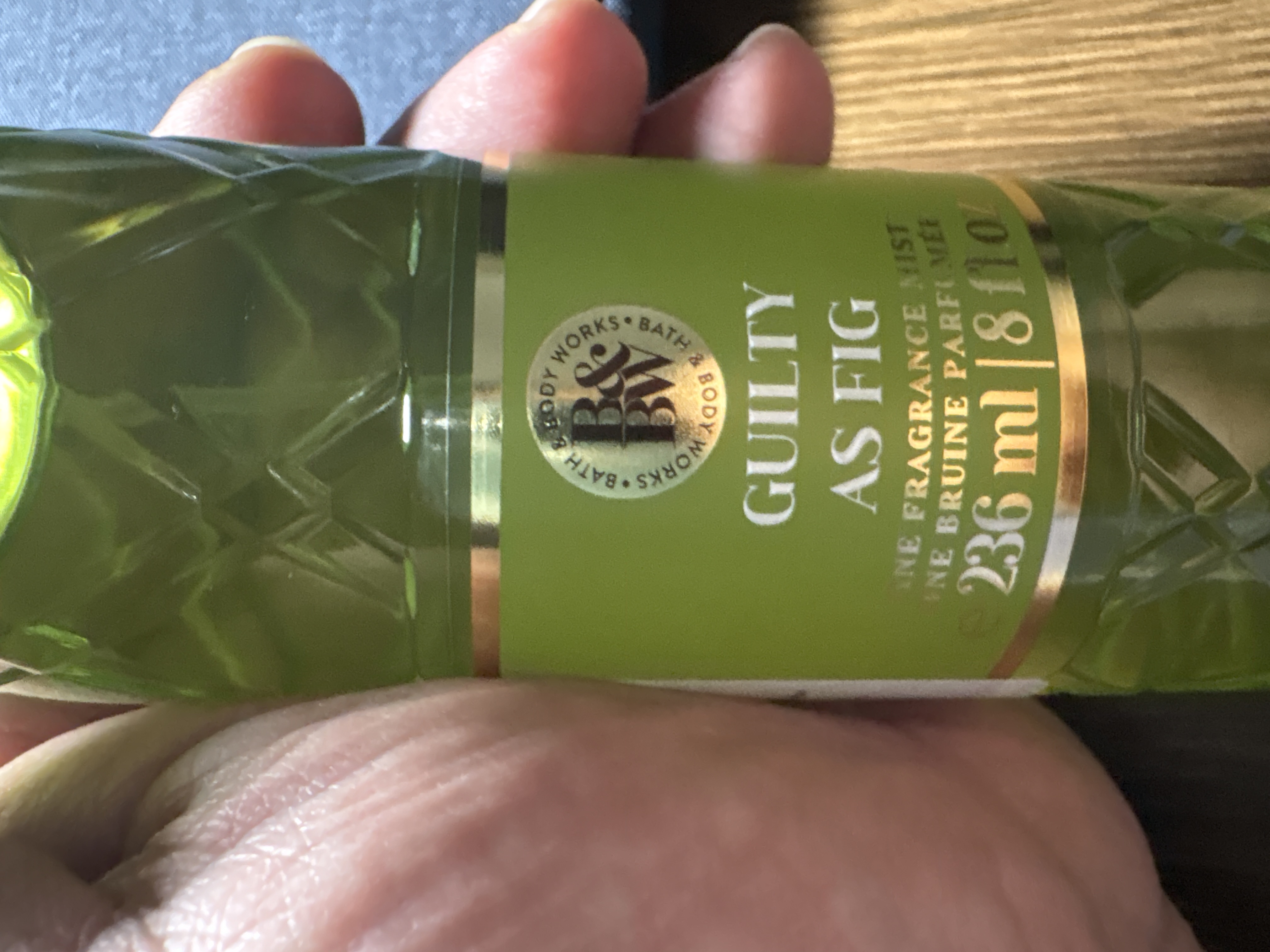 https://d3f8vdj1myj9bw.cloudfront.net/production/rating-and-review/bath_and_body_works/bbw-id/28007735/28007735/review-images/31fa3346-40a9-4d8c-b851-b341087222d4.jpeg
