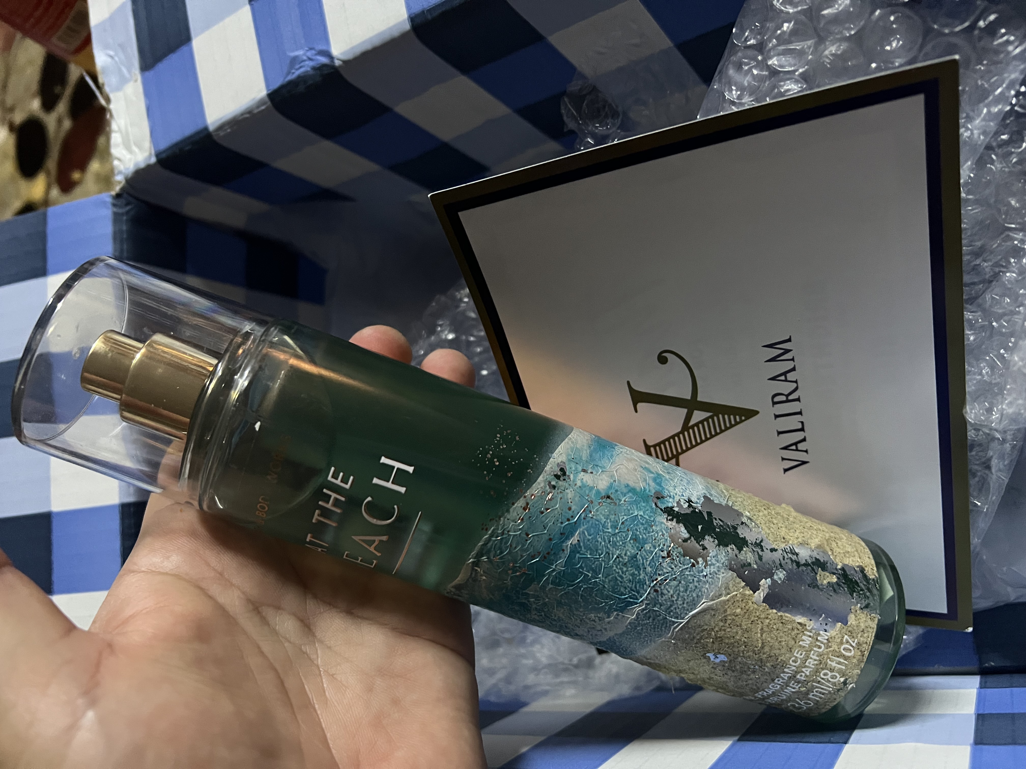 https://d3f8vdj1myj9bw.cloudfront.net/production/rating-and-review/bath_and_body_works/bbw-my/26661538/26661538/review-images/a5bda823-2440-4b31-9f78-47424617f761.jpeg