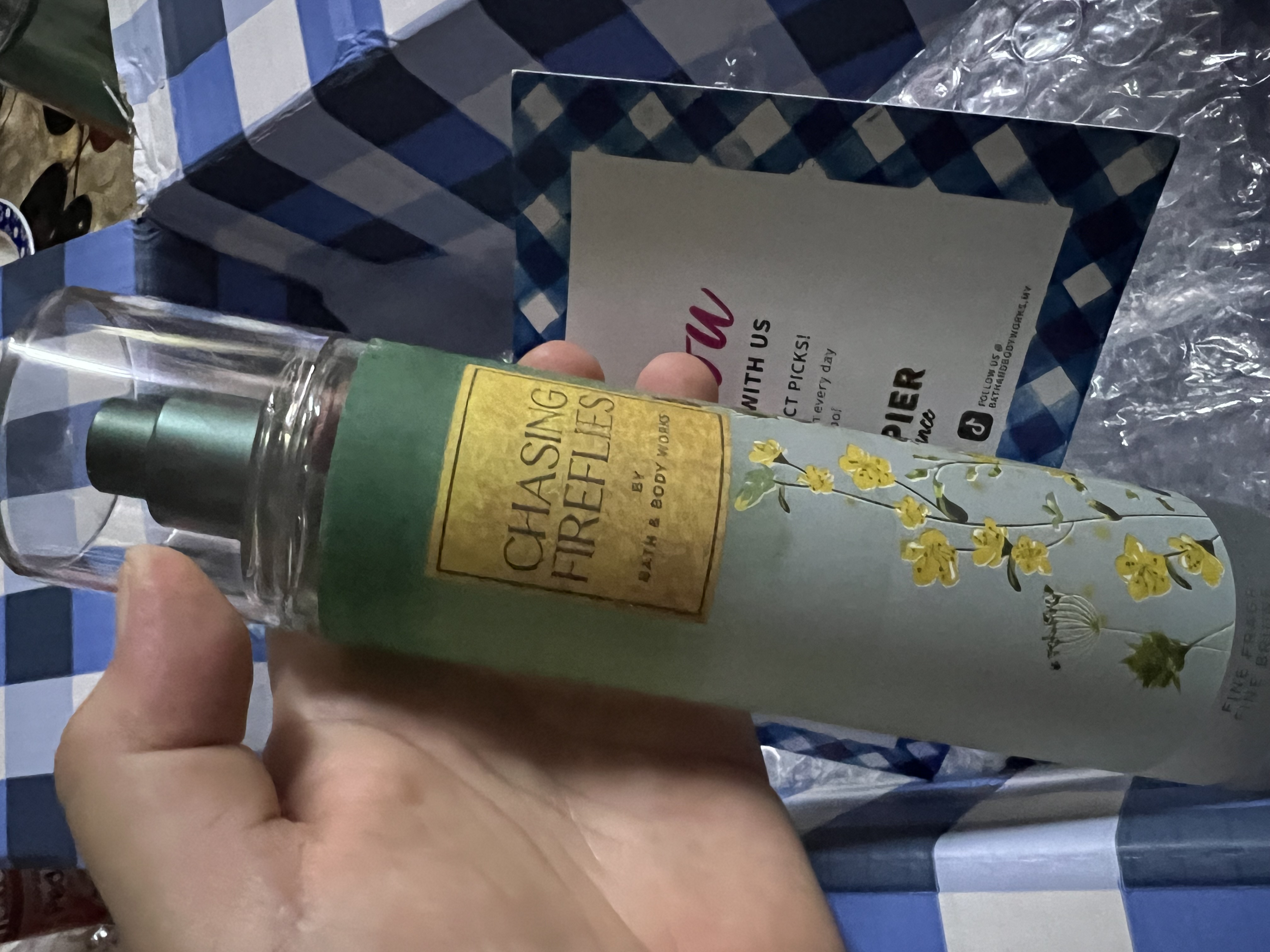 https://d3f8vdj1myj9bw.cloudfront.net/production/rating-and-review/bath_and_body_works/bbw-my/26689250/26689250/review-images/64745249-57f7-4779-ba07-9c8e7623dcf9.jpeg