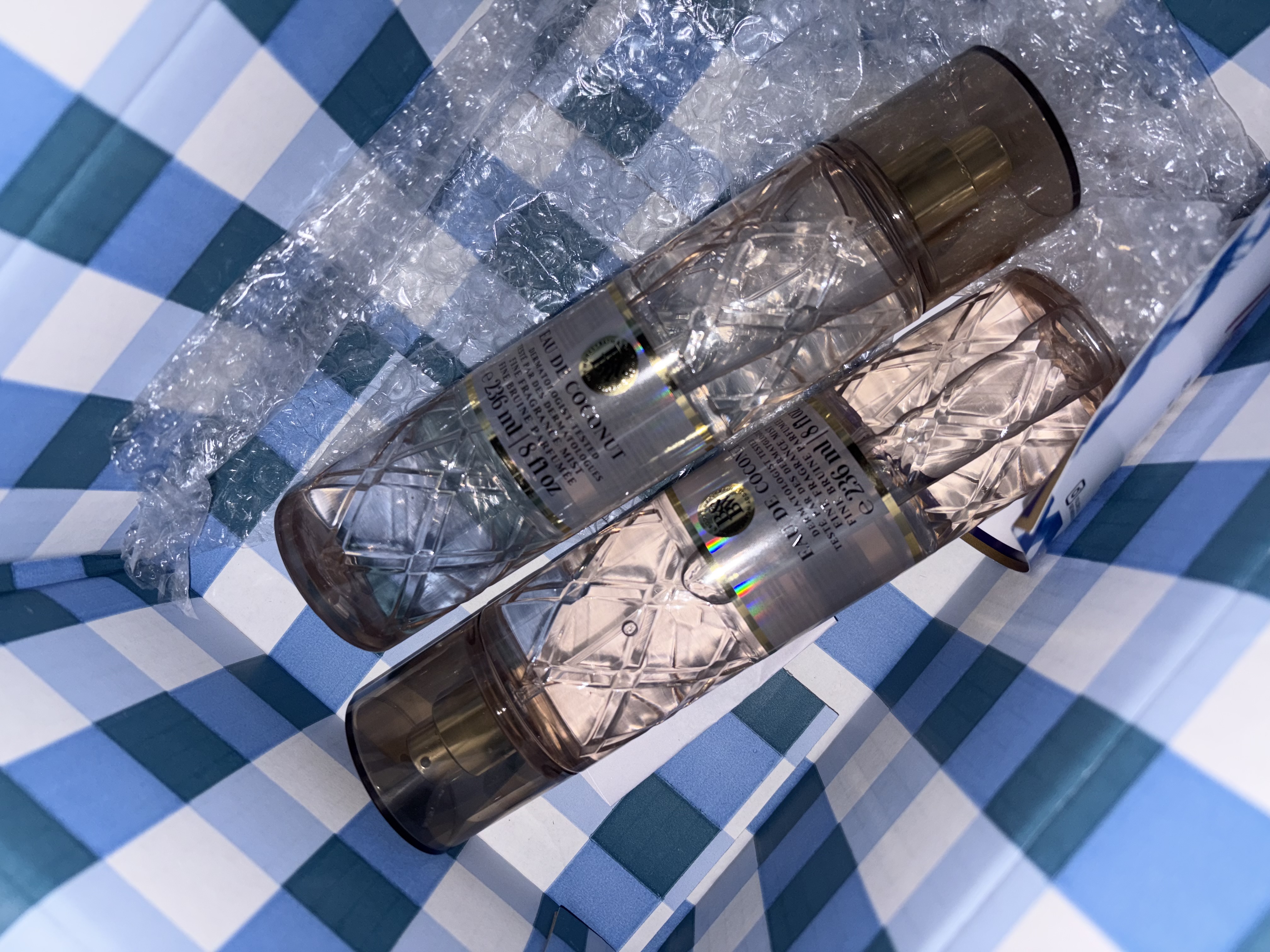https://d3f8vdj1myj9bw.cloudfront.net/production/rating-and-review/bath_and_body_works/bbw-my/28024804/28024804/review-images/877a5154-3c56-43e9-9deb-ef9397cfb4a4.jpeg