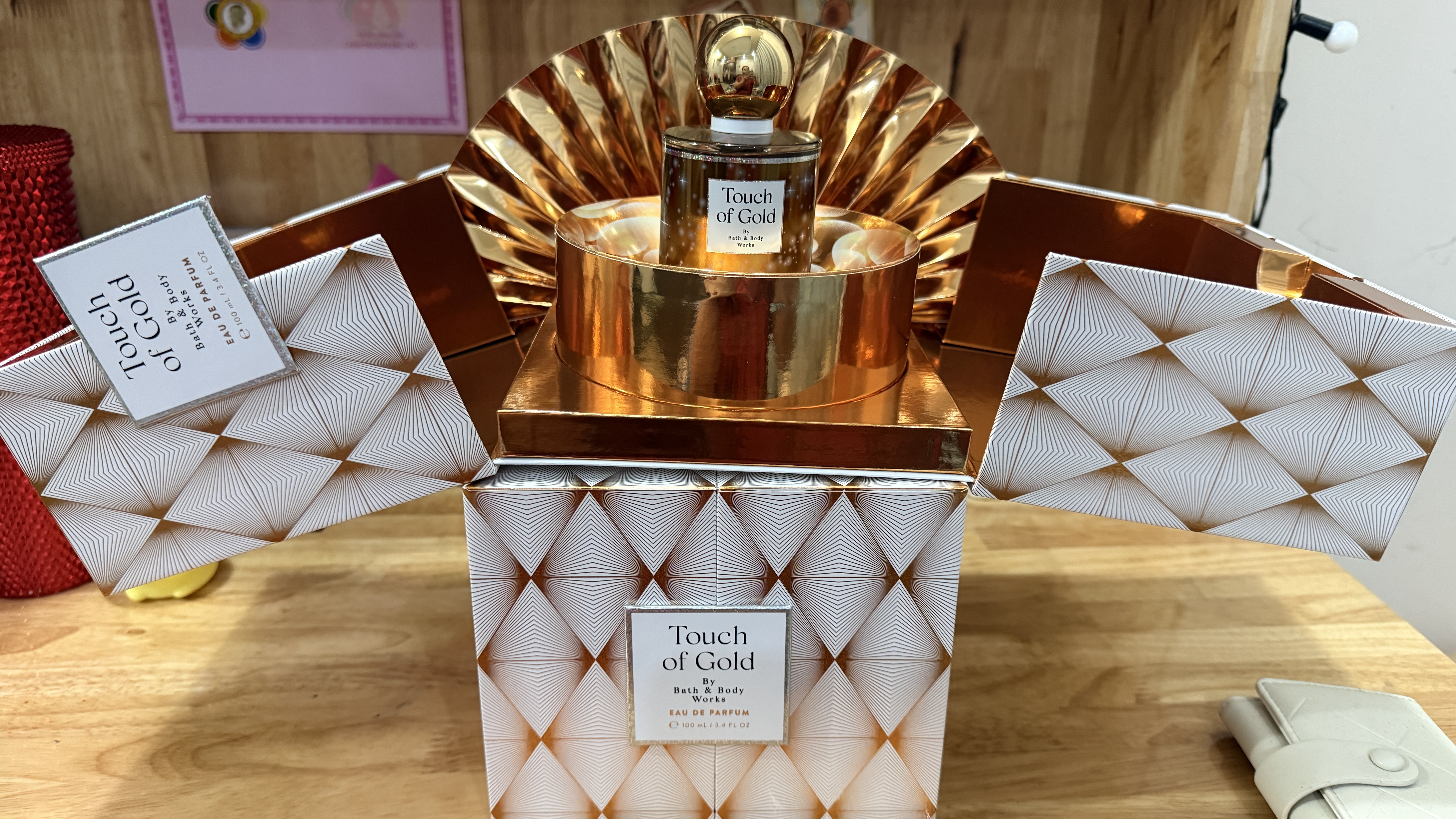 https://d3f8vdj1myj9bw.cloudfront.net/production/rating-and-review/bath_and_body_works/bbw-vi/28018938/28018938/review-images/e508b58a-6506-44bd-aac0-1f8f08fbdb75.jpeg