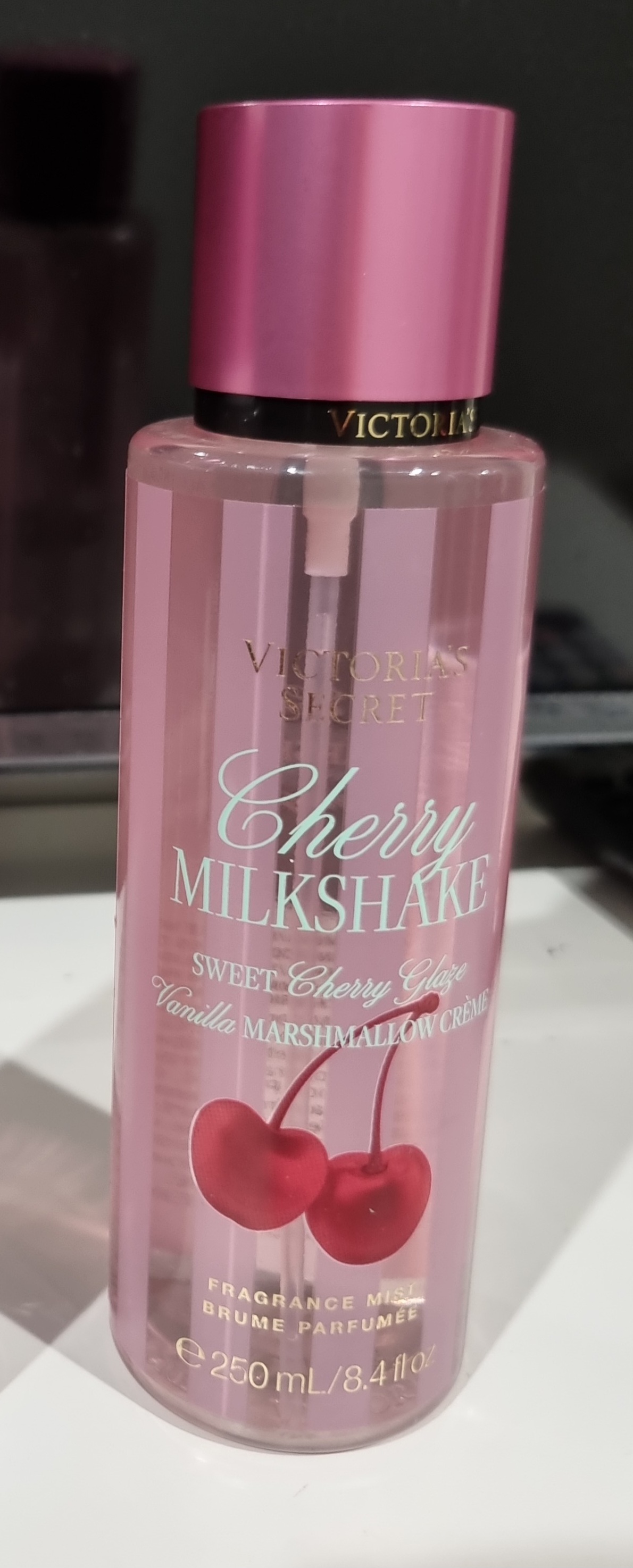 https://d3f8vdj1myj9bw.cloudfront.net/production/rating-and-review/victorias_secret/victoriasecret-AU/11272017/27121810/review-images/b3624a3b-c4f5-4549-a851-455366e1b8ef.jpeg