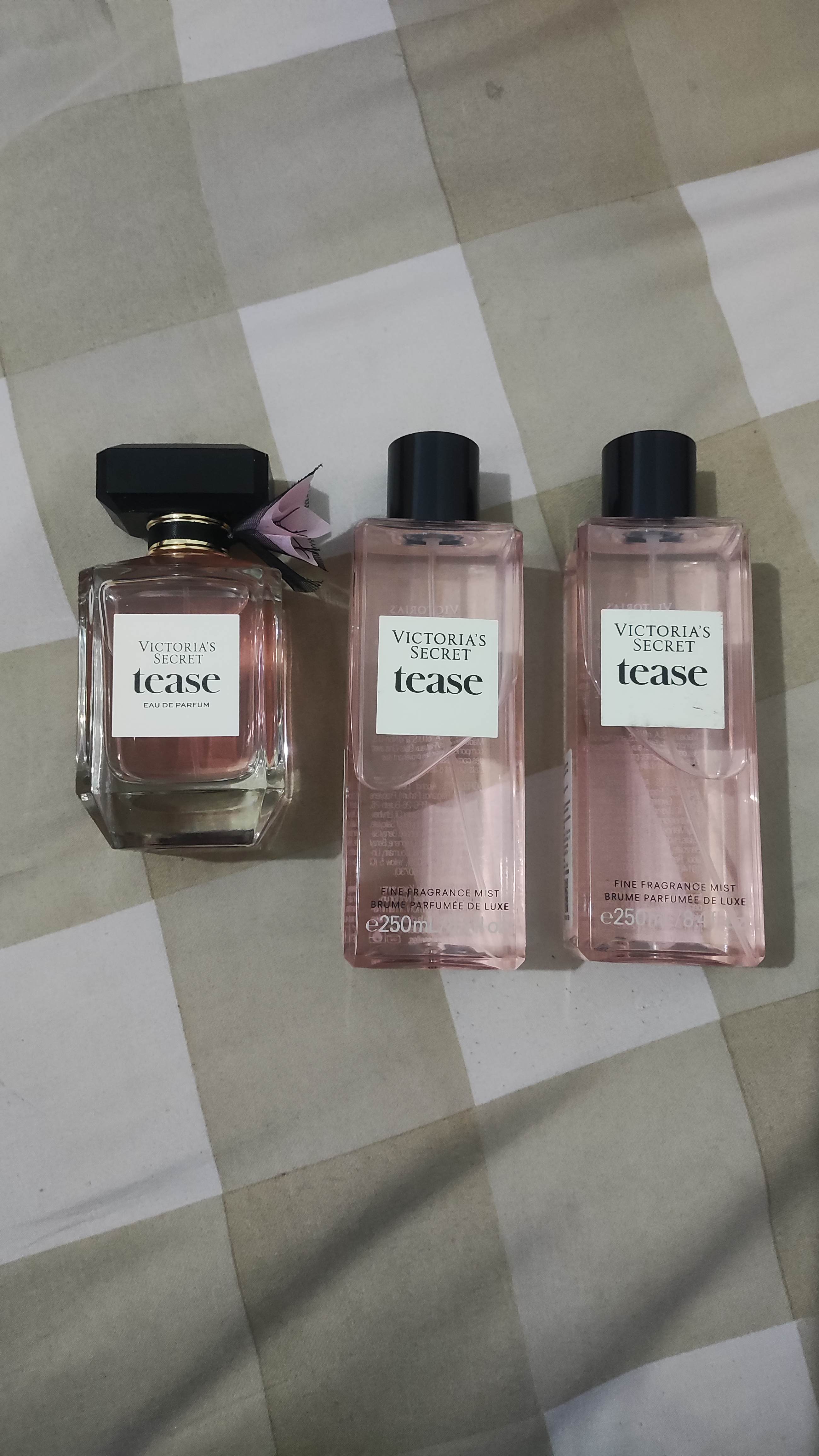 https://d3f8vdj1myj9bw.cloudfront.net/production/rating-and-review/victorias_secret/victoriasecret-ID/1122967800/26718418/review-images/144cd468-cbaa-4b06-a6af-8fbb40073522.jpeg